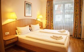 Hotel Moeve Garni